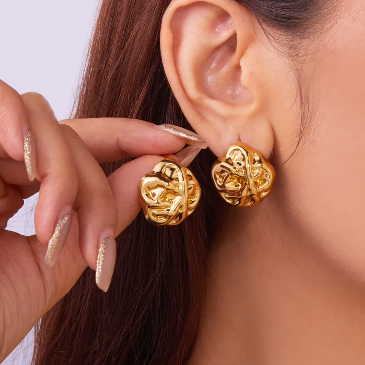 Boucles d’oreilles organiques martelées en acier inoxydable doré