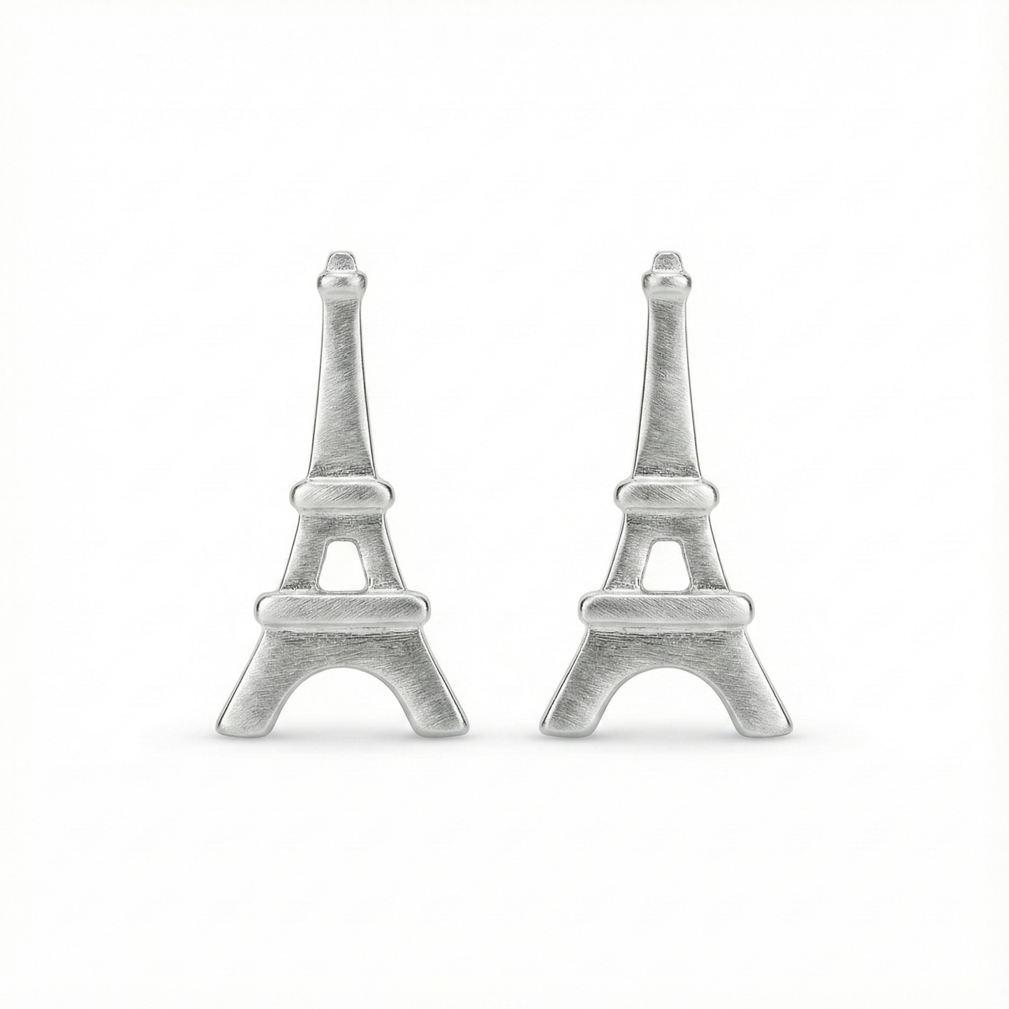 Boucles d'oreilles puces en forme de Tour Eiffel en argent 925, bijou souvenir de Paris élégant pour femme.
