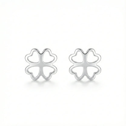 Boucles d’oreilles en argent 925 en forme de trèfle ajouré, clous d’oreilles élégants au design minimaliste et finition brillante