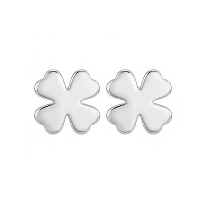 Boucles d’oreilles clous en argent 925 en forme de trèfle, bijou discret et élégant à finition brillante
