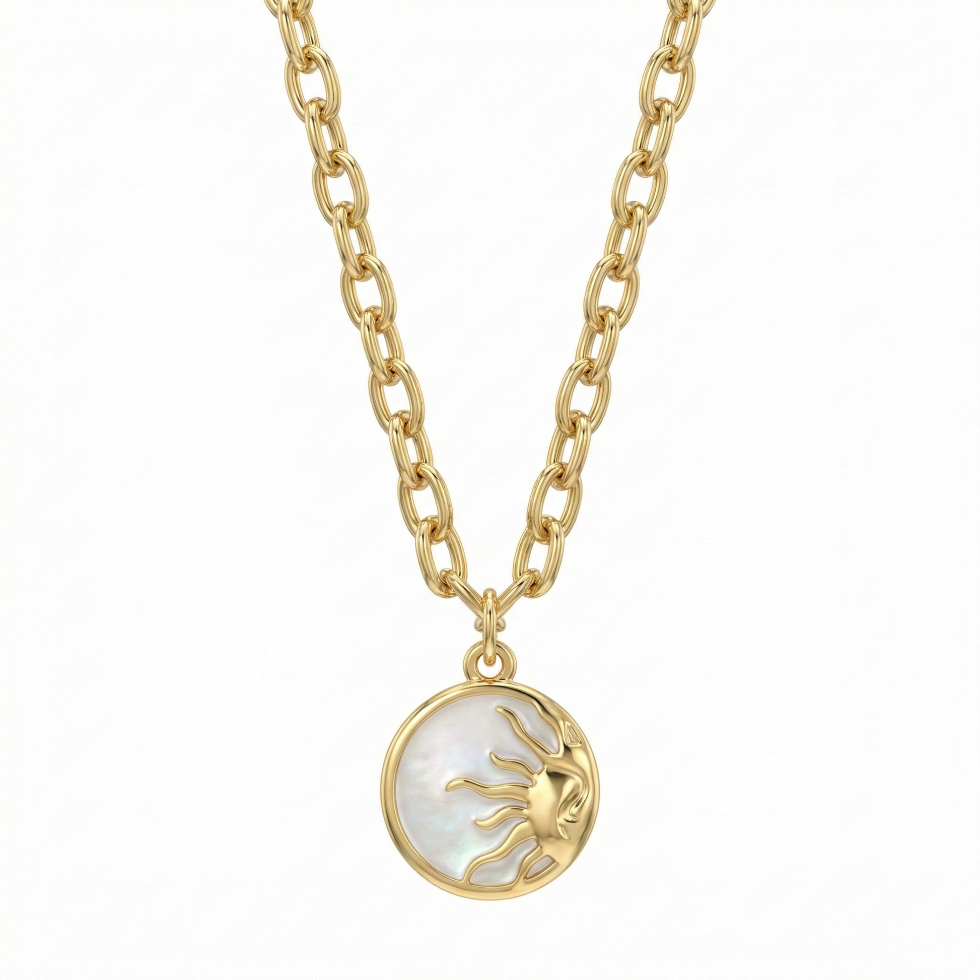 Collier doré or 18k avec pendentif soleil en relief et nacre effet ormeau
