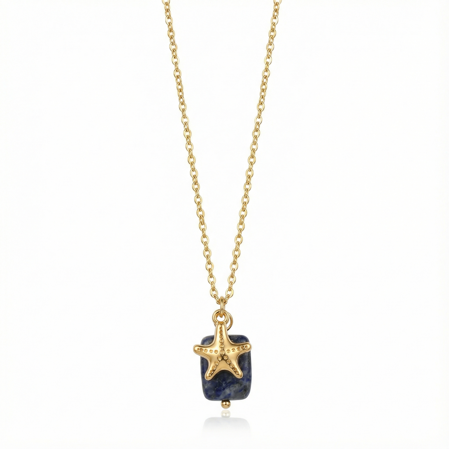 Collier d'été incontournable : pendentif étoile de mer dorée et petite pierre colorée, chaîne acier waterproof pour la plage.