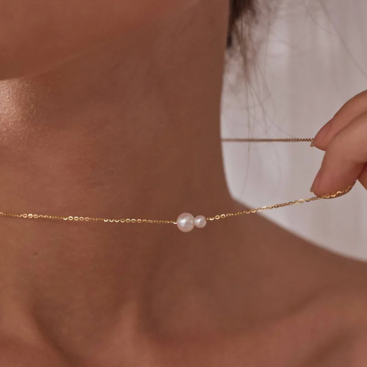 Collier duo de perles asymétriques en acier inoxydable couleur doré