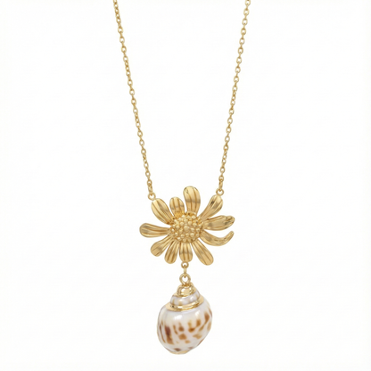Collier fleur et coquillage en acier titane couleur doré
